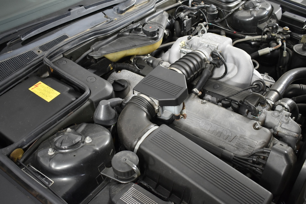 Trae Young Signed Jersey - Atlanta Hawks