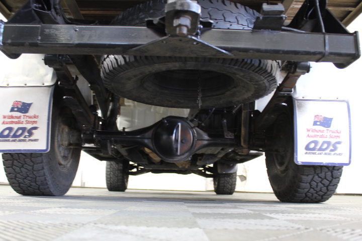 Wolf Blass Red Label Cabernet Merlot (6x 750mL).