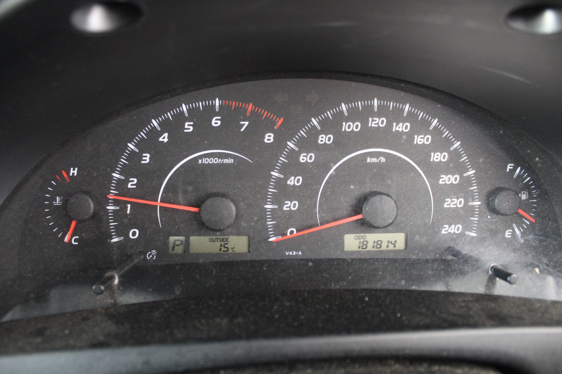 Lindeman's Early Harvest Crisp Dry White (6x 750mL).