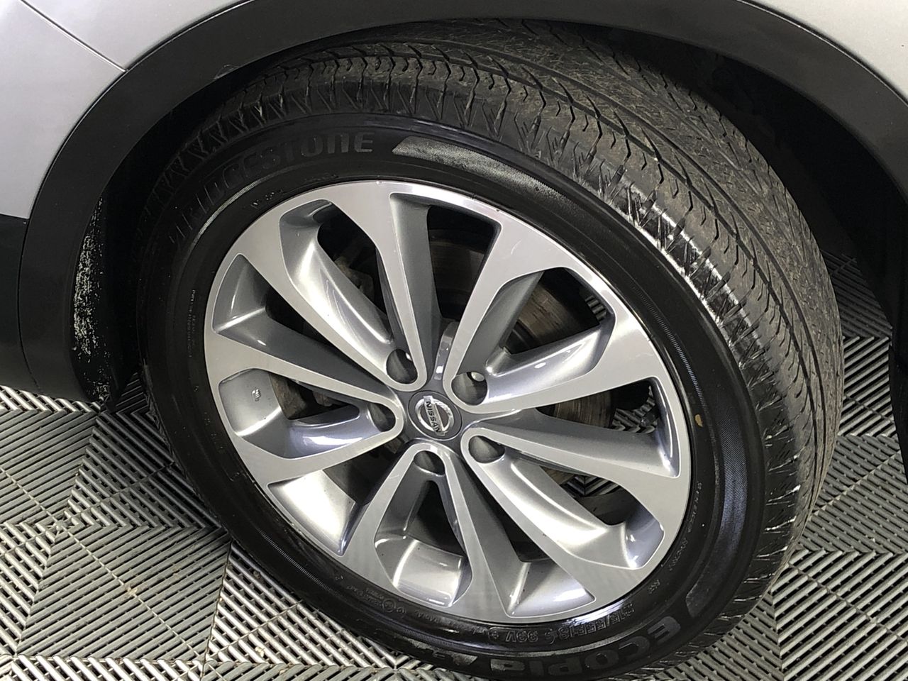 Wolf Blass Red Label Pinot Grigio (6x 750mL).