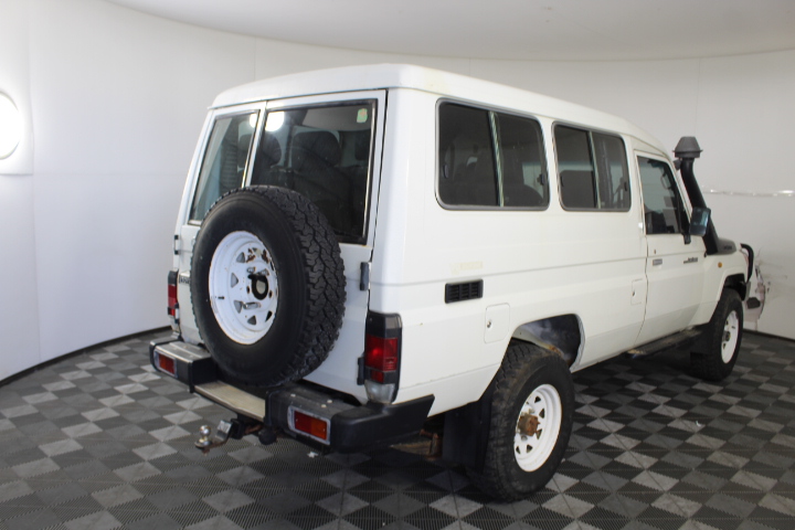 T'Gallant Encore Pinot Grigio (6x 750mL).