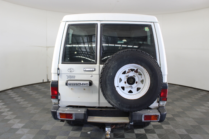 Upside Down Rose (6x 750mL). Current Vintage Release.