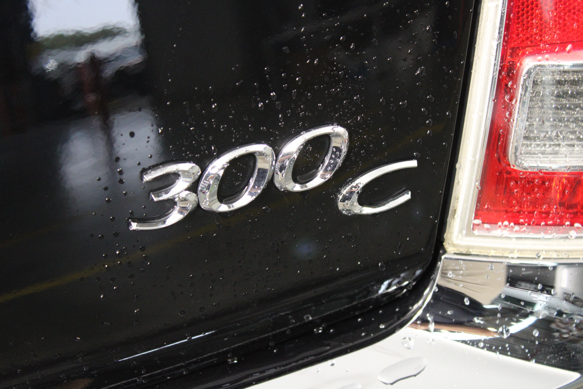 Jules Roy Chardonnay 2023 (6x 750mL), France.