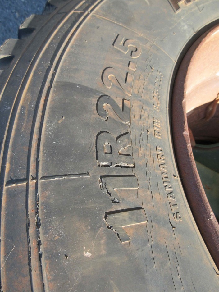 EASTPAK Unisex Jr Messenger Bag, Wide, Adjustable Shoulder Strap, 24 x 33 x