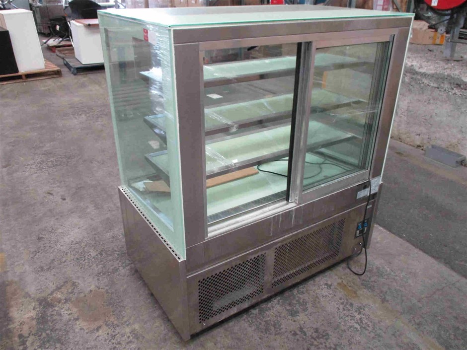 Simulated Diamond Band 925 Sterling Silver Ring - Size 8