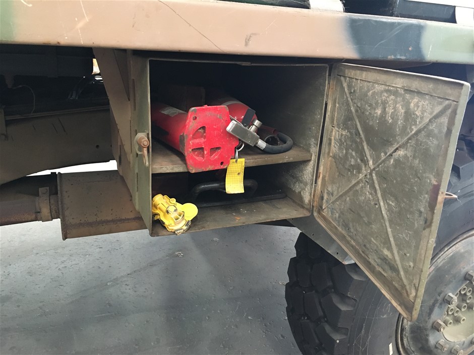 Vial full of Gold Leaf/Flake