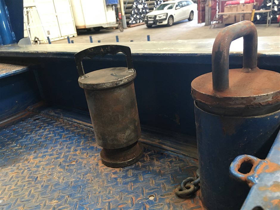 1.00 Carats Brilliant Polish Round Cut White Diamond CVD-Not Certified