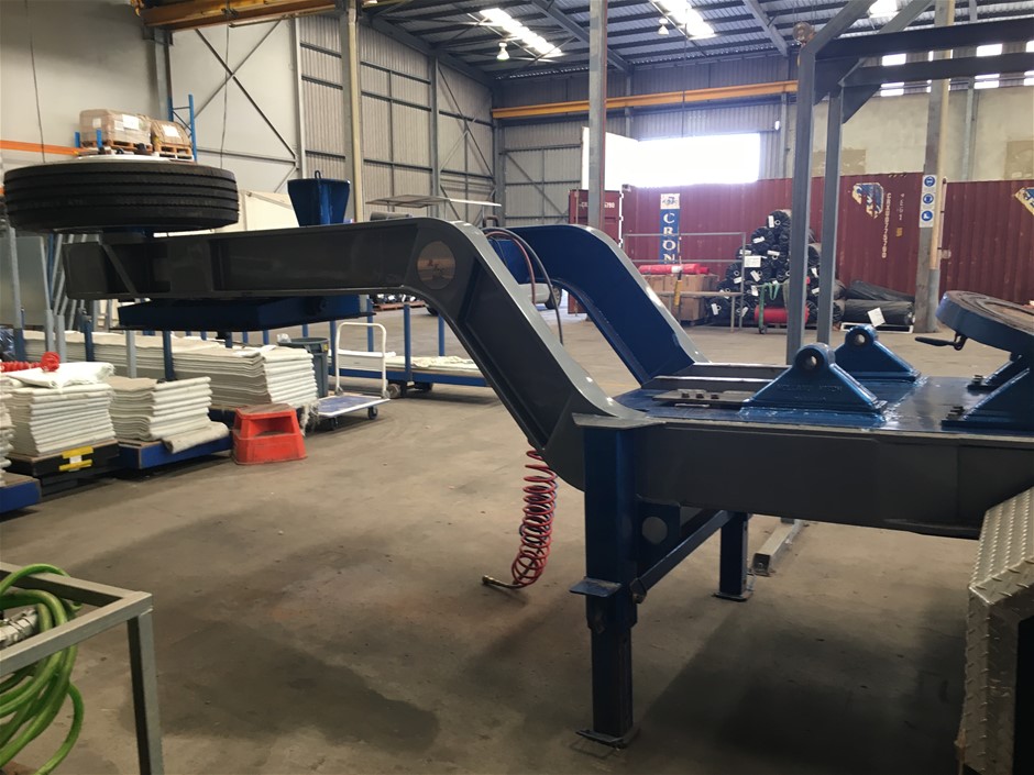 2025 Smart Watch For Men/Women Waterproof Bluetooth iPhone Samsung