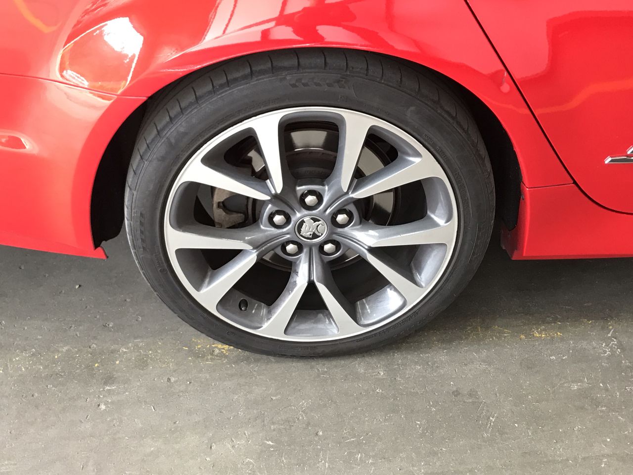 End of Lease Sale: 7" CarPlay/ Android Auto