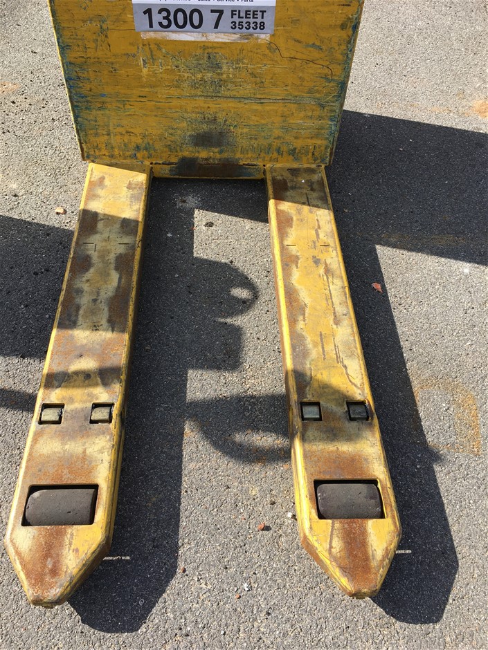 McGuigan Cellar Select Tempranillo 2018 (6x 750mL), SA.