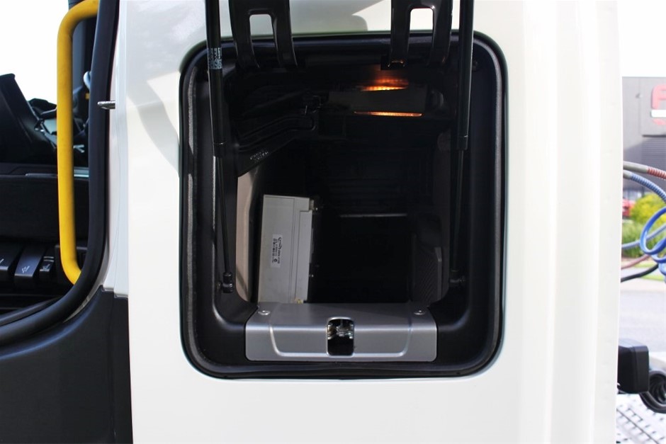 Orologio Bass Straight Collection Men's Date 200m Sports Watch