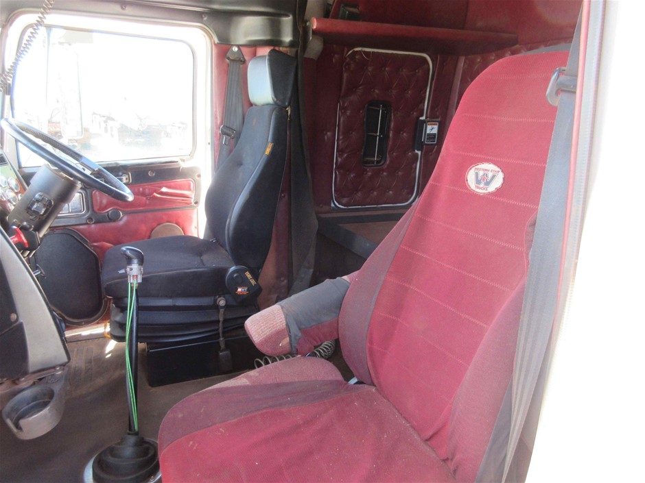 Wolf Blass Yellow Label Shiraz (6x 750mL). SA