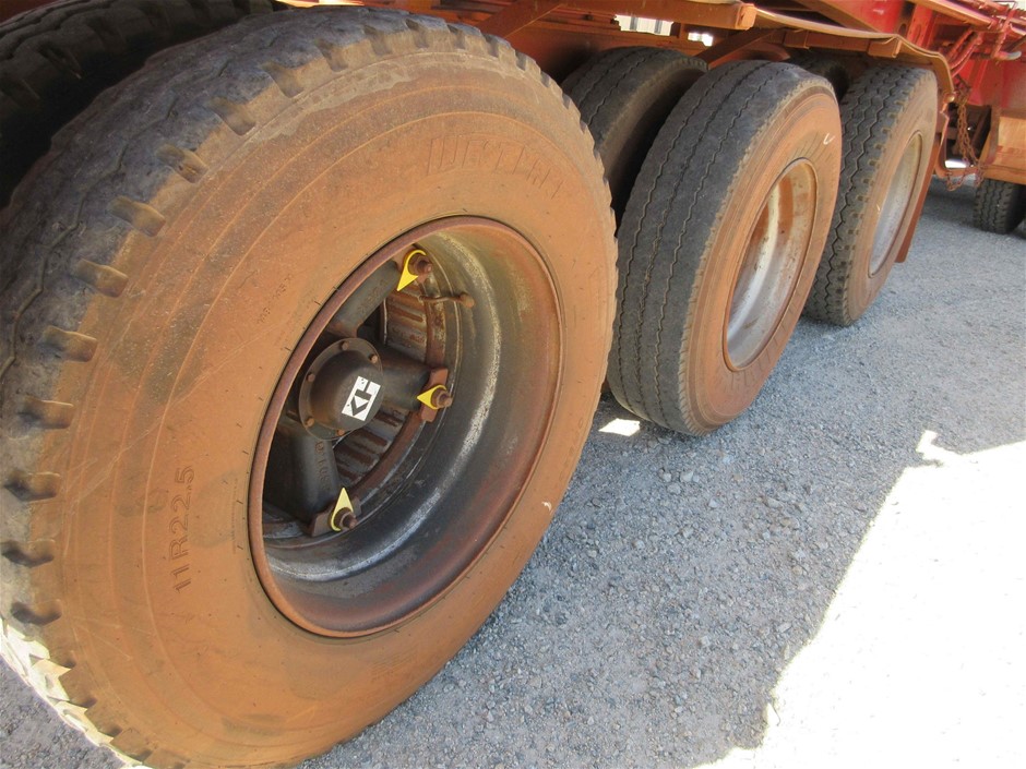 De Bortoli `Sacred Hill` Sparkling Brut NV (6x 750mL), Riverina, NSW.