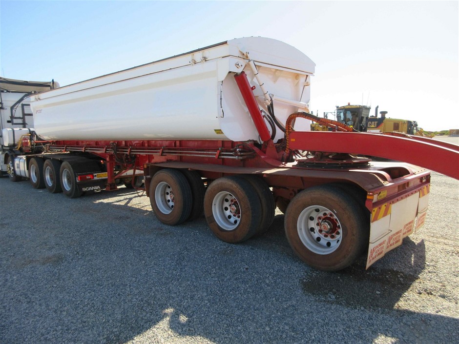 Wolf Blass Red Label Sauvignon Blanc (6x 750mL). Current Vintage Release.