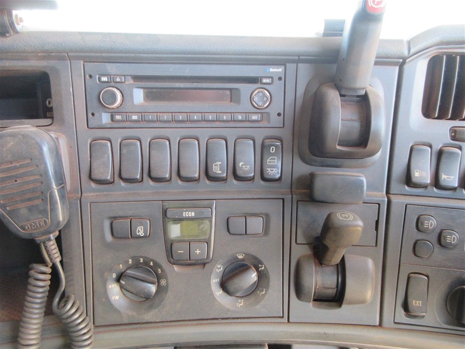 RIP CURL Women's Desert Dreams Free Top, Size M, Off White. RRP: $79.99.  B