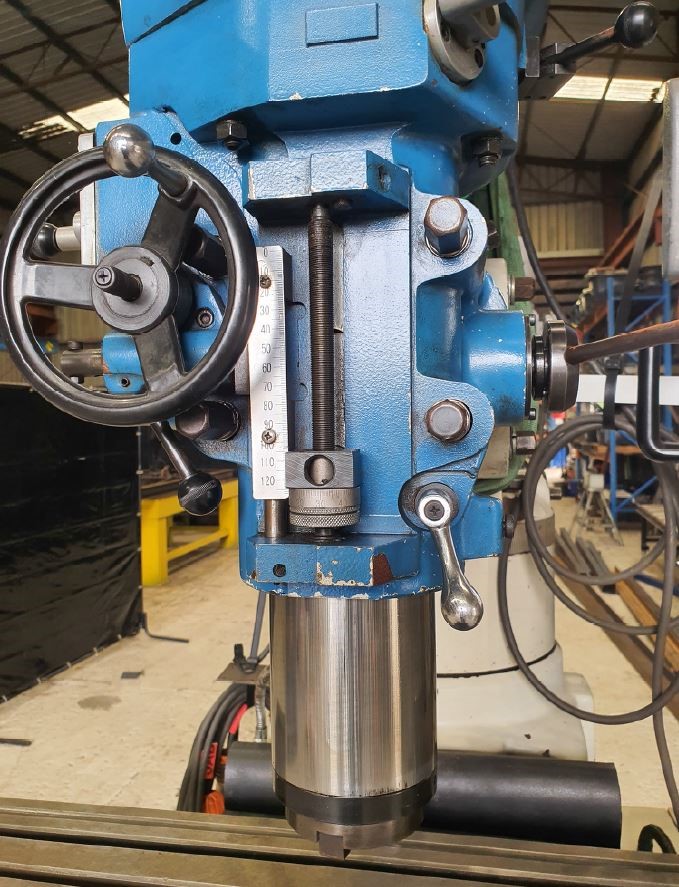 Vial full of Gold Leaf/Flake