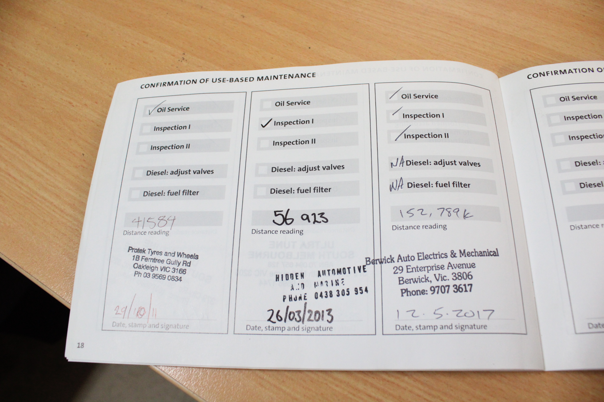 LYNK Vela Locking Closet Shelf Organizer - Extra Shelf - Platinum. Stell Fl