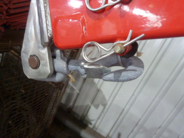 Dual Ram Hydraulic Grapple Attachment to Suit 3T Excavator (Unused),