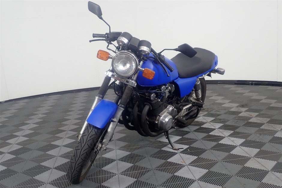 Quantity of 24 Wrought Iron Style Fence Panels(Unused)