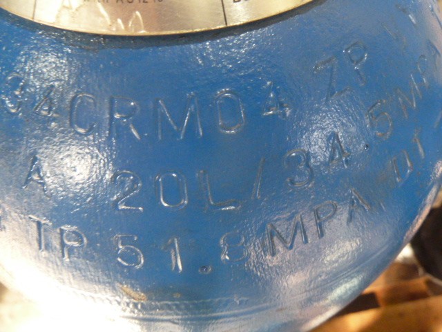 Vial full of Gold Leaf/Flake