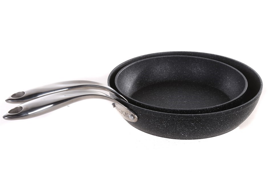 Copper Water Bottle Hammered 1 Litre for Ayurvedic Health Benefits