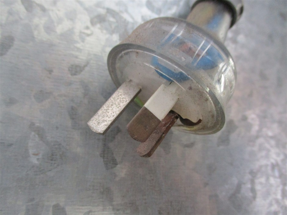 NED KELLY UNIQUE BOXED SET OF 1 GOLD INGOT & PISTOL - FINISHED IN 24K GOLD