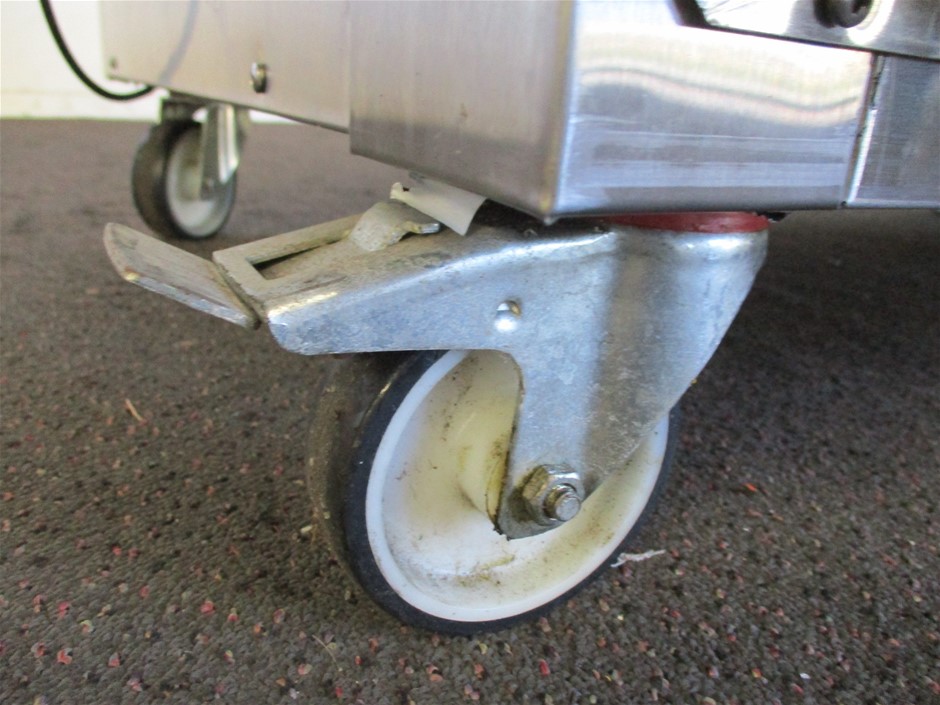 BULK, Collection, Aust Pre decimal, 300 x 1 Penny Roos, mixed GVI and QEII