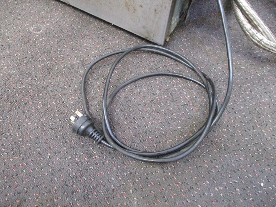 BULK, Collection, Aust Pre decimal, 300 x 1 Penny Roos, mixed GVI and QEII