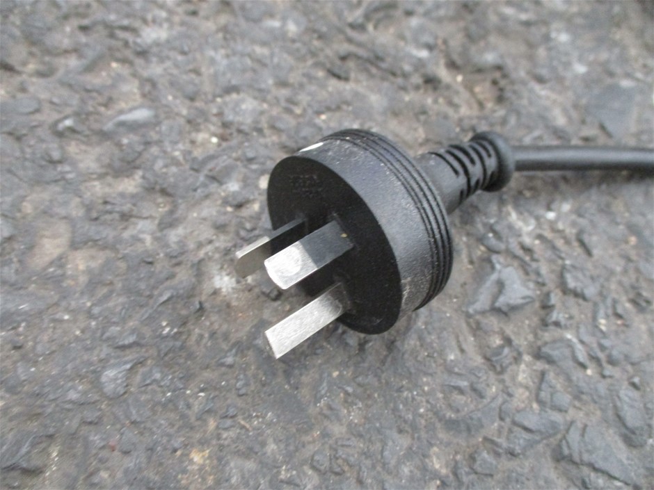 2012 Mercedes Benz C200 BE W204 Auto Sedan - 37,770 kms