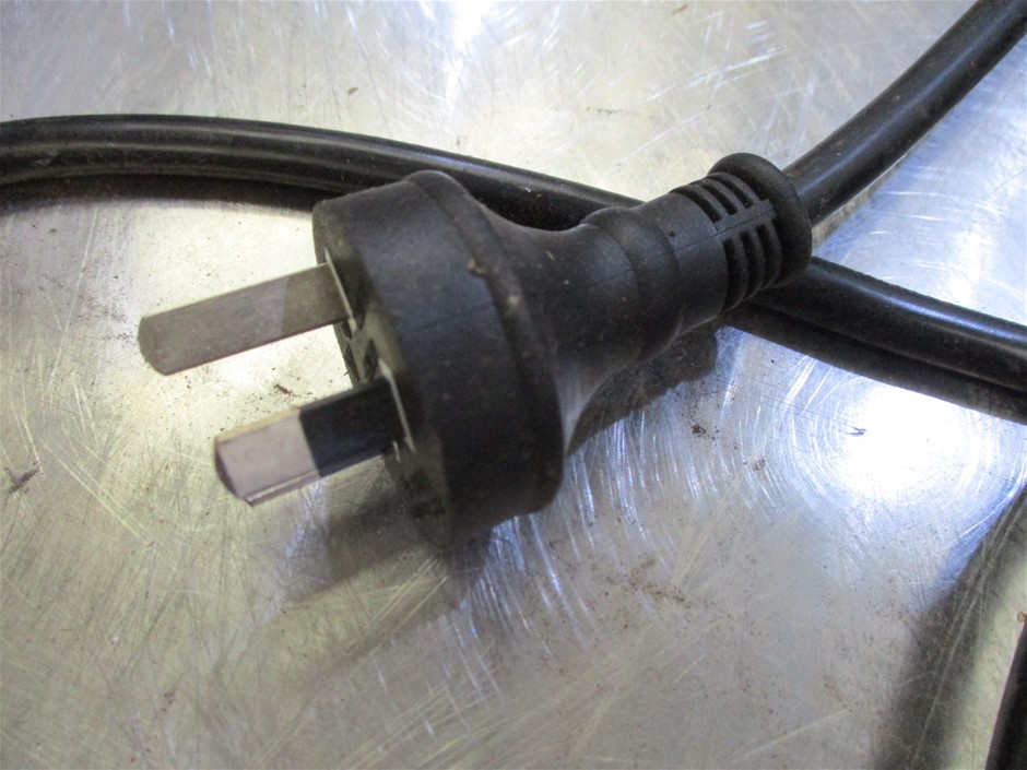 <p>Dingo K9-4-Y-III Mini Loader</p>