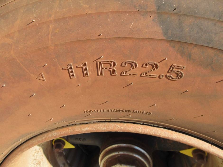 Excavator GP Bucket (Pair)