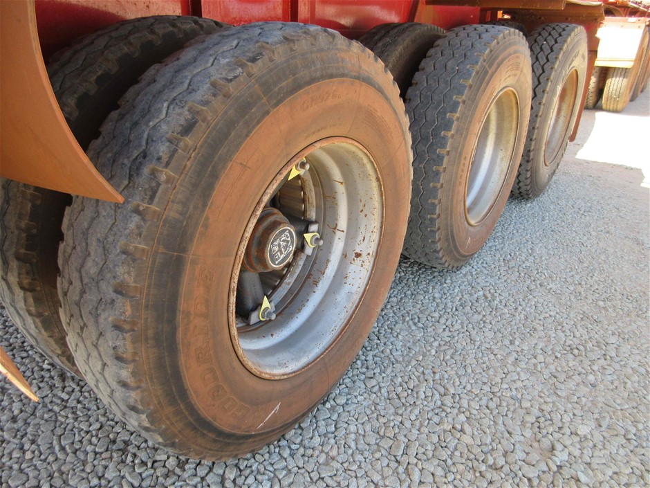 1997 TOYOTA 42-6FG25 4-Wheel Counter Balance Forklift