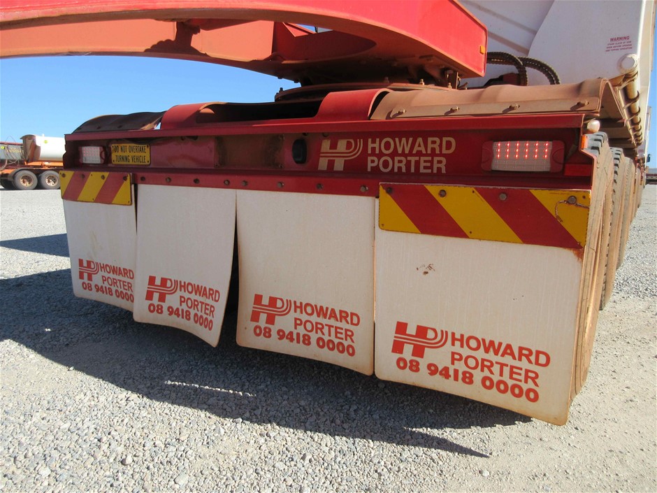 4.13 carats natural blue sapphire certified from madagascar