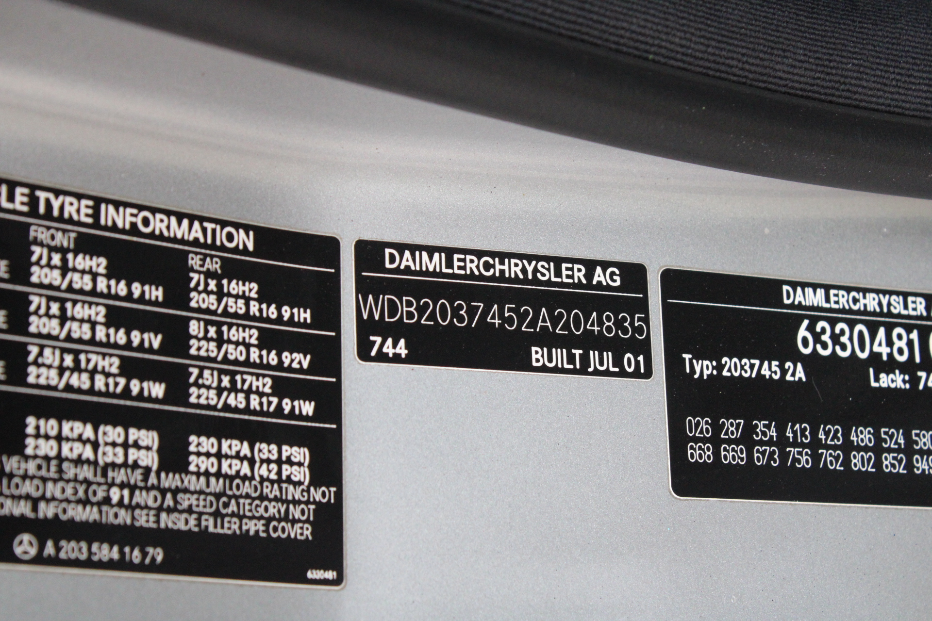 1 OZ 1948-215 FX, The First Holden Coin/token Finished in 999 Fine Silver