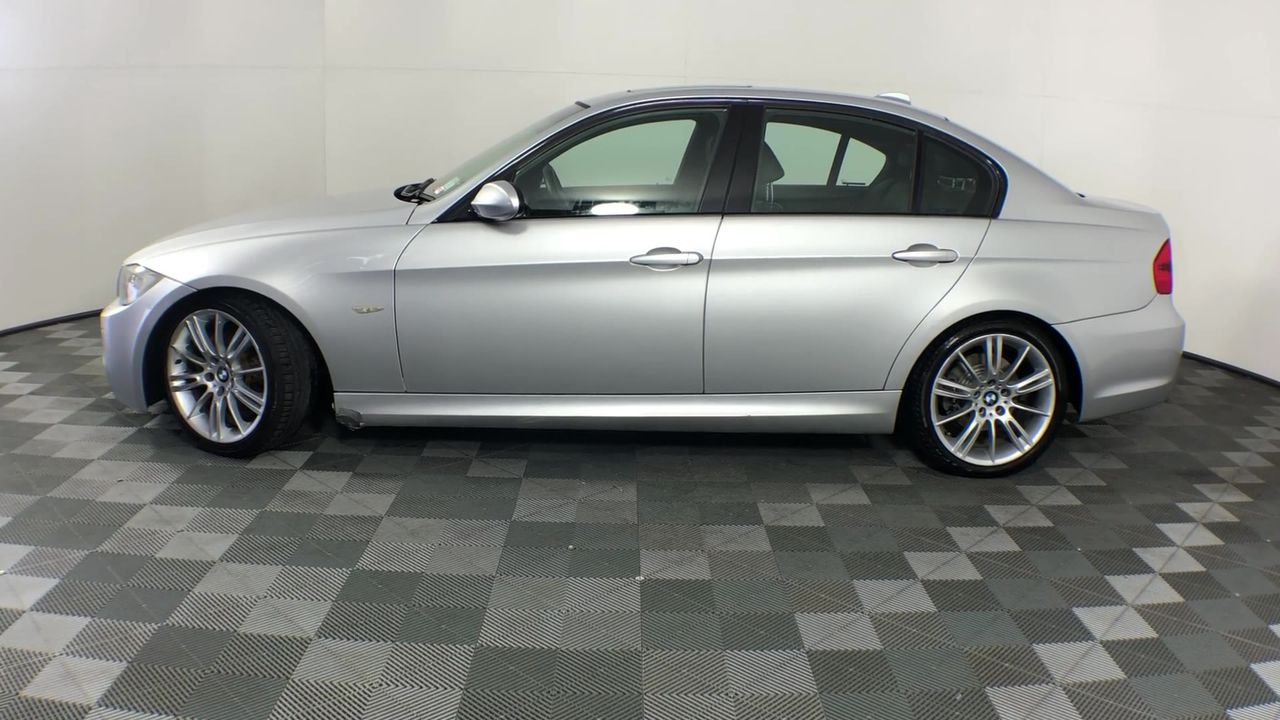 6mm Amethyst & Baroque Pearl Dangling Earrings.