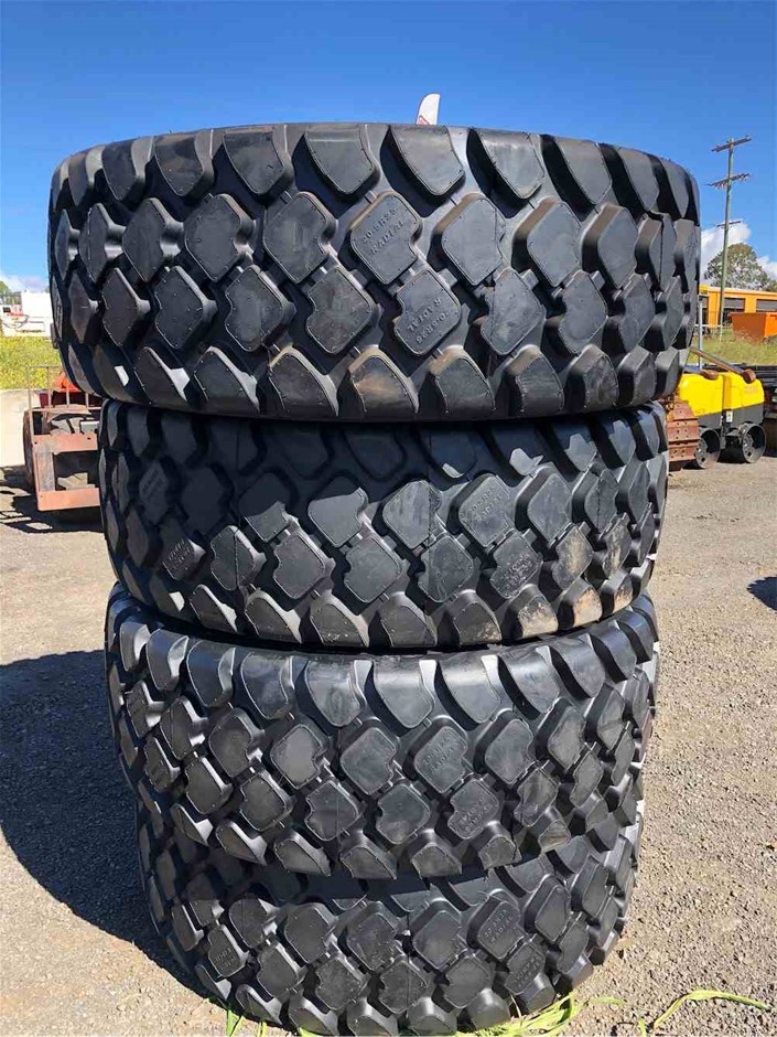 18K/Italy 3.5ctw Oval Cut Yellow Gold Filled Ring(stamped)  9US