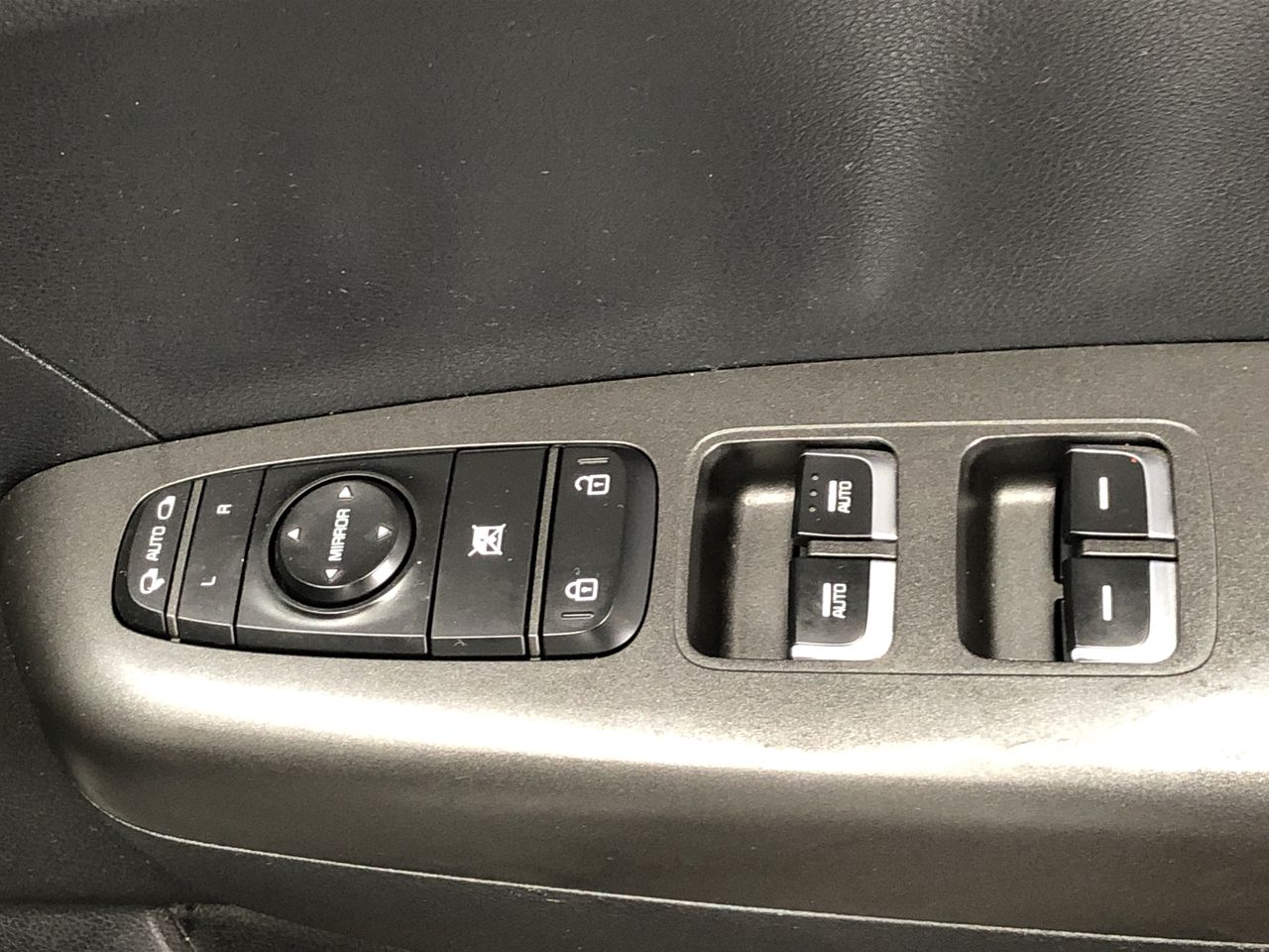 2 x COPPER & CO HOUSEWARES A2 Poster Photo Frames, Set of 2, Black. NB: 1 x