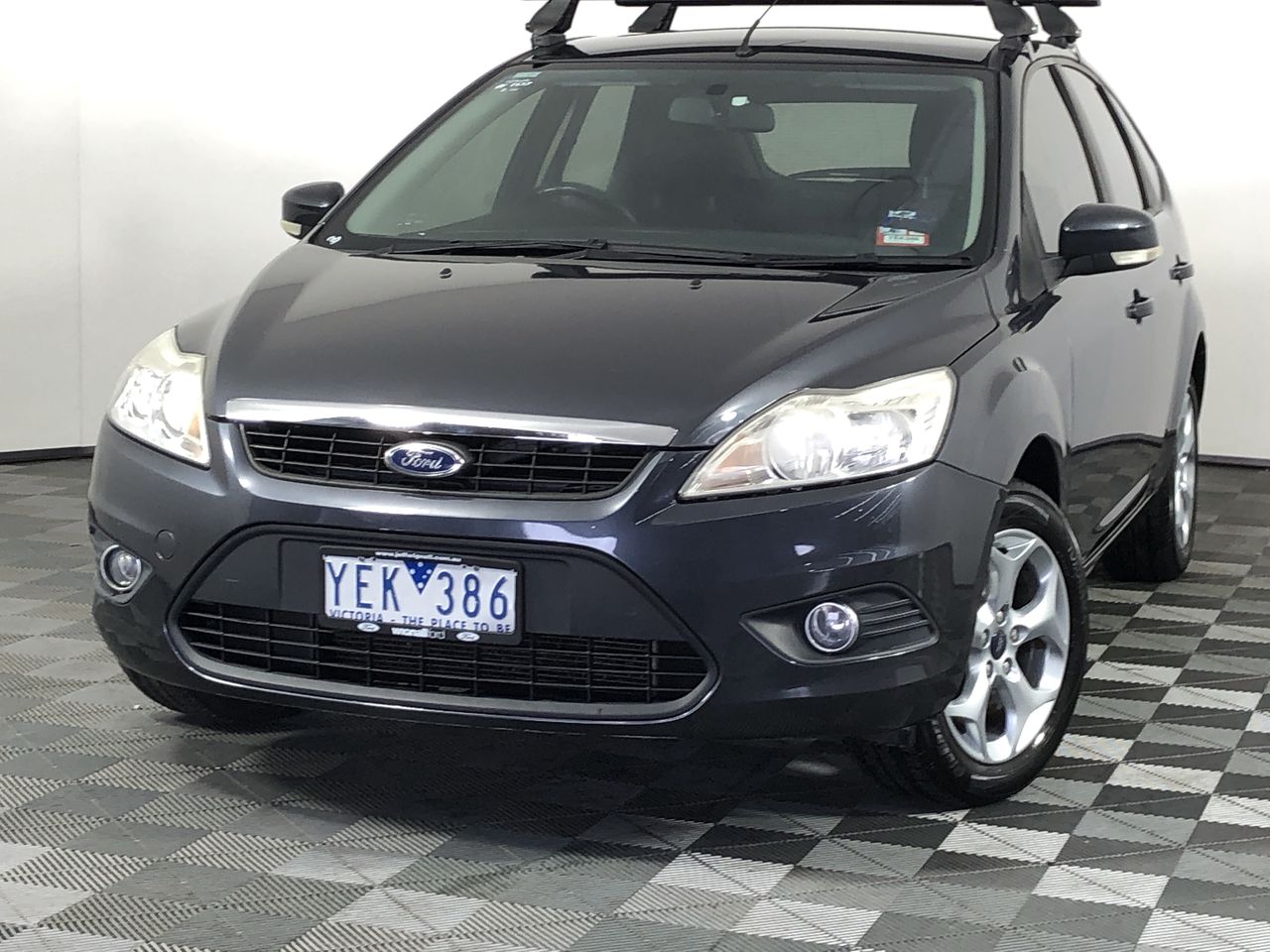 3 x SENSH 200mm Combination Pliers with Ergo Grip Handle.