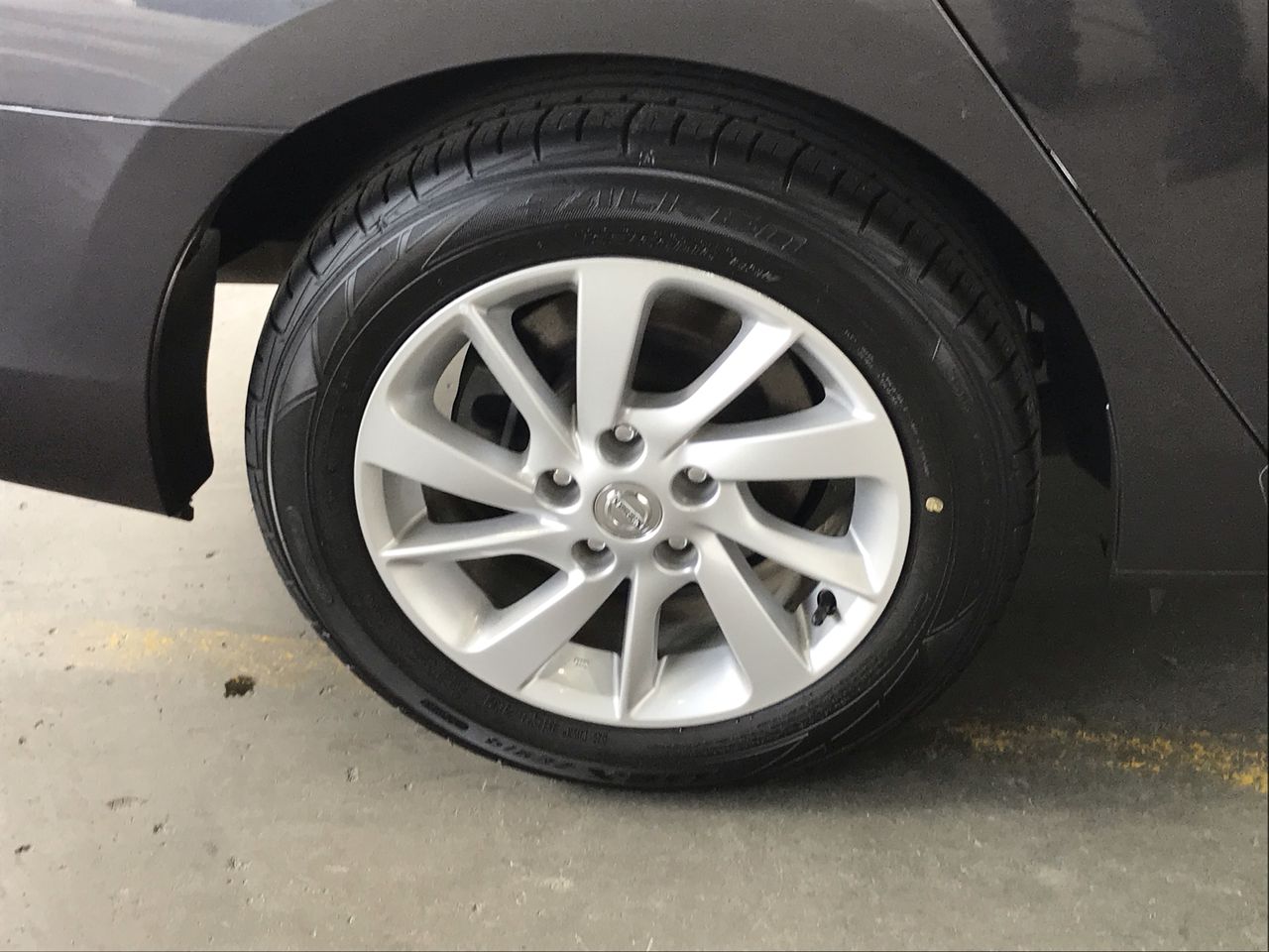 SENSH 1000G Machinists Hammer with Rubber Grip Fibreglass Handle.