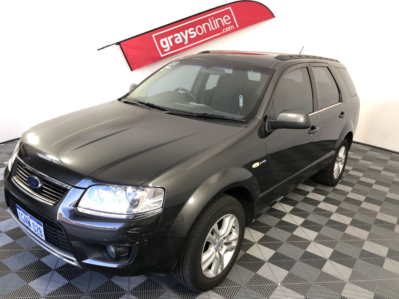 Electric Ride On Sweeper (Unused)