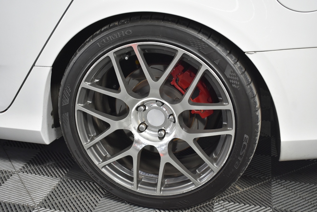 2 x WE CRUSH ON Our Berry Jelly Gummies, 500g. N.B: Damaged packaging & app