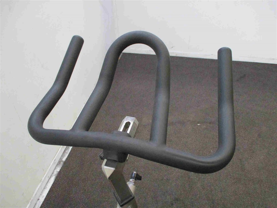 GE Pro Attic Mount TV Antenna, 4K 1080P VHF UHF, Model: 29884. NB: Minor Us