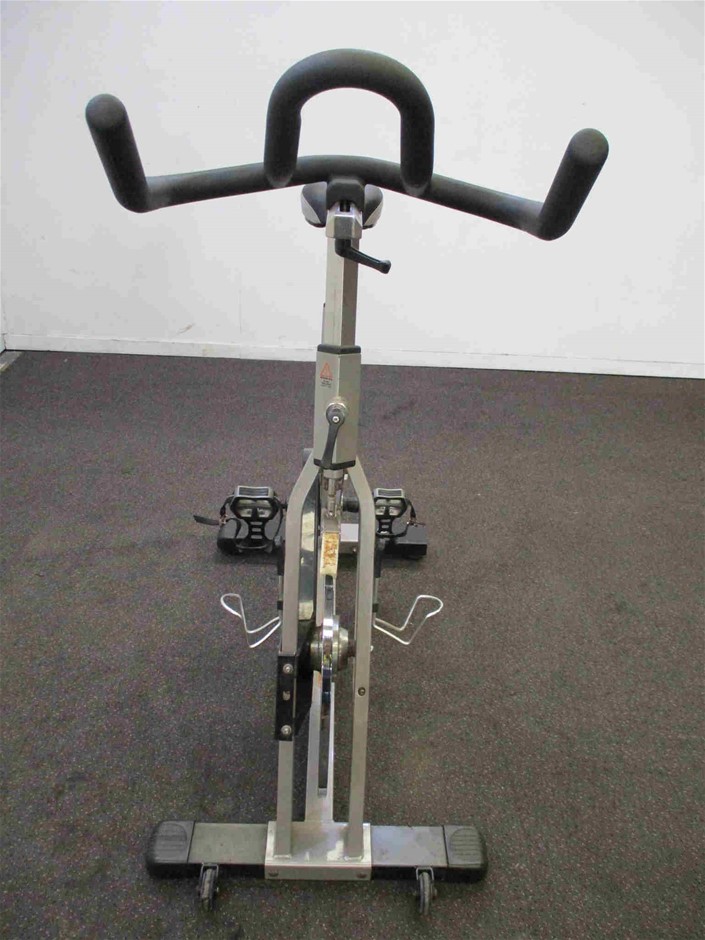 QUALGEAR QG-TM-006-BLK 23-Inch to 42-Inch Universal Low Profile Tilting Wal