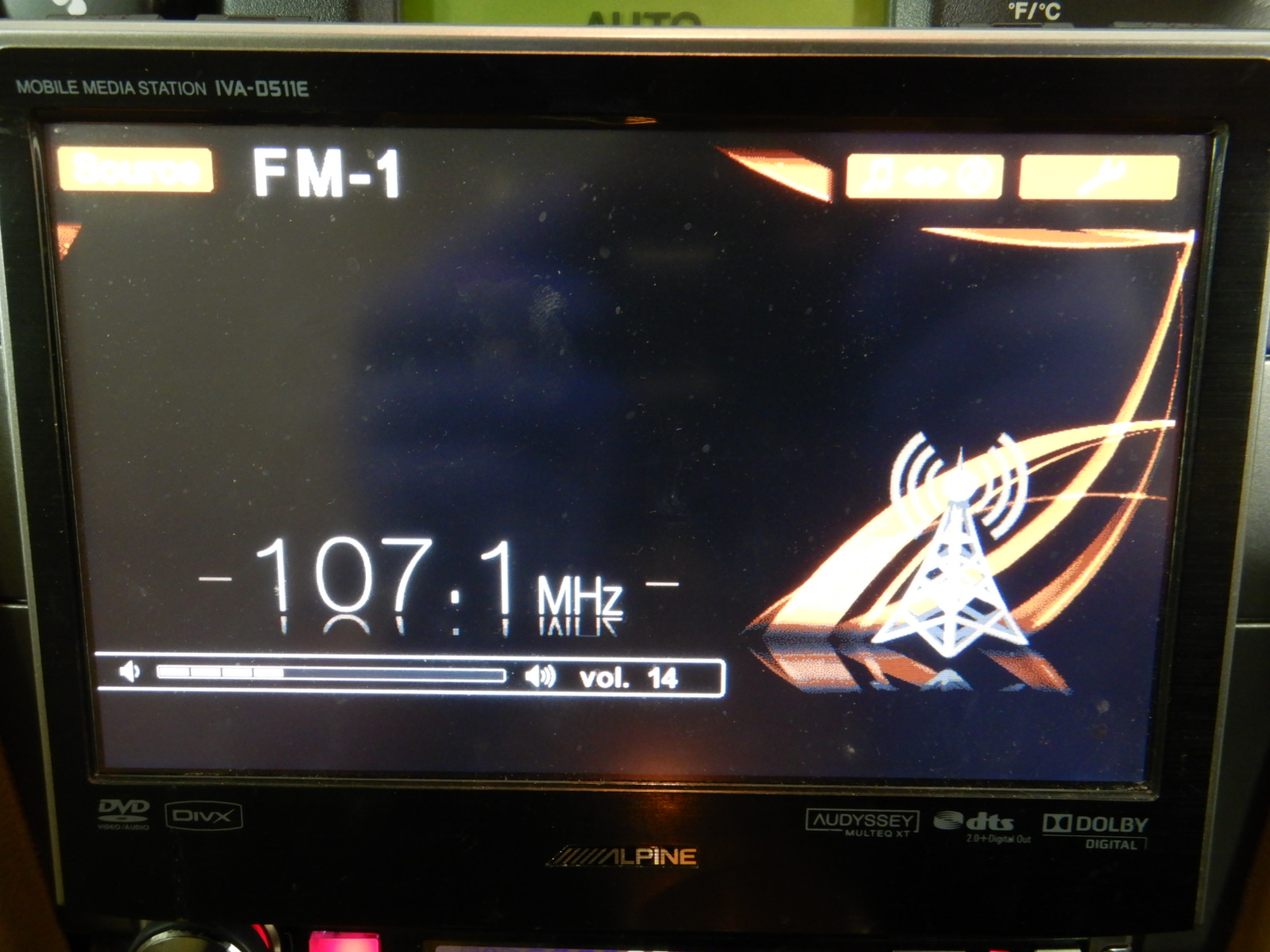 BOSTON TRADERS Men's Soft Hoodie, Size M, Mirage Blue.