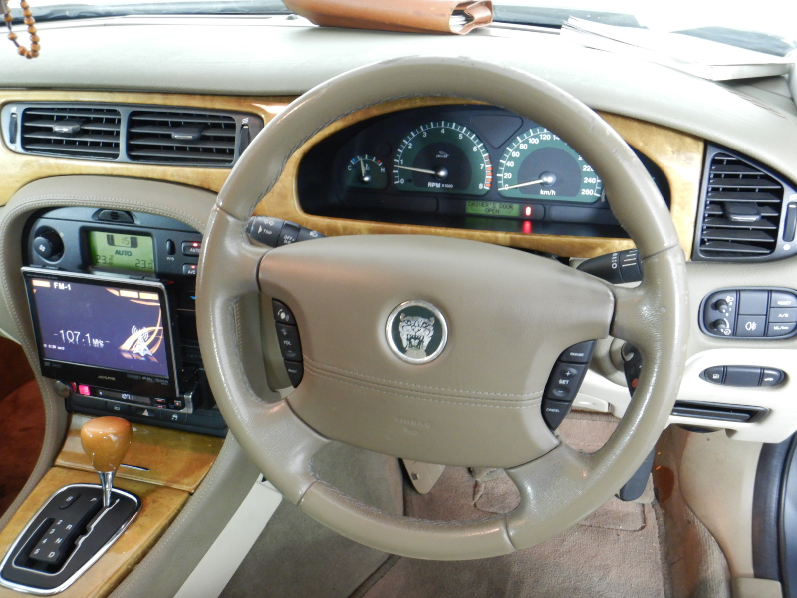 CALVIN KLEIN Women's Straight Jean, Size 6/28, 99% Cotton, Pier/Dark Blue (