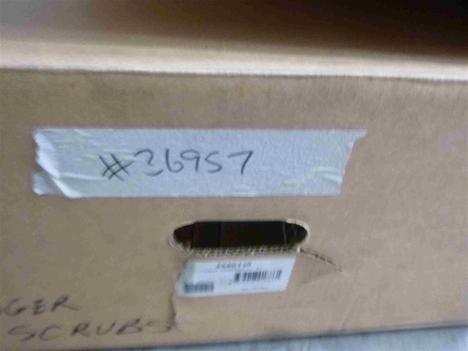 OSSUR FormFit Air Walker Low Top Boot, Size X-Small (XS), Black. NB: may ha