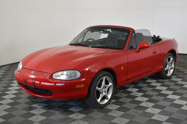 Night Merchant Gin Grapefruit And Soda Cans (24x 250mL) NSW