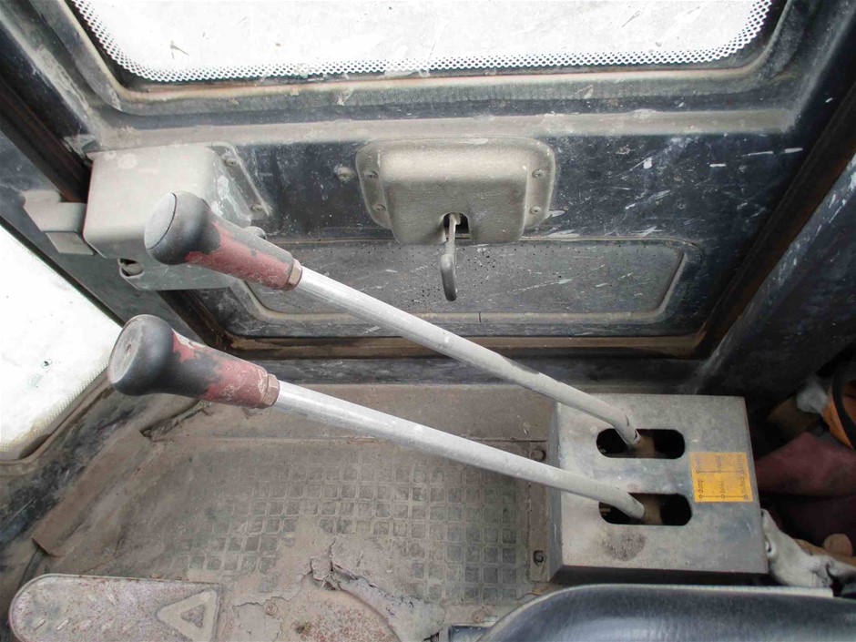 Jules Roy Chardonnay 2023 (6x 750mL), France.