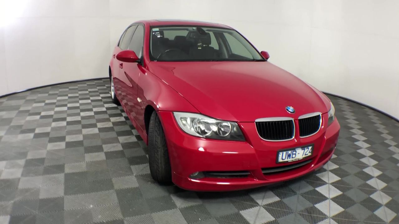 18K Gold - Filled Clustered Necklace Simulated Diamonds, 12MM Wide - 60.9cm