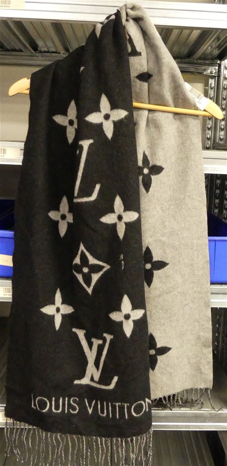 3 x SENSH Steel Metric Tapes Measure 7.5M x 25mm with ABS Case & Belt Clip.